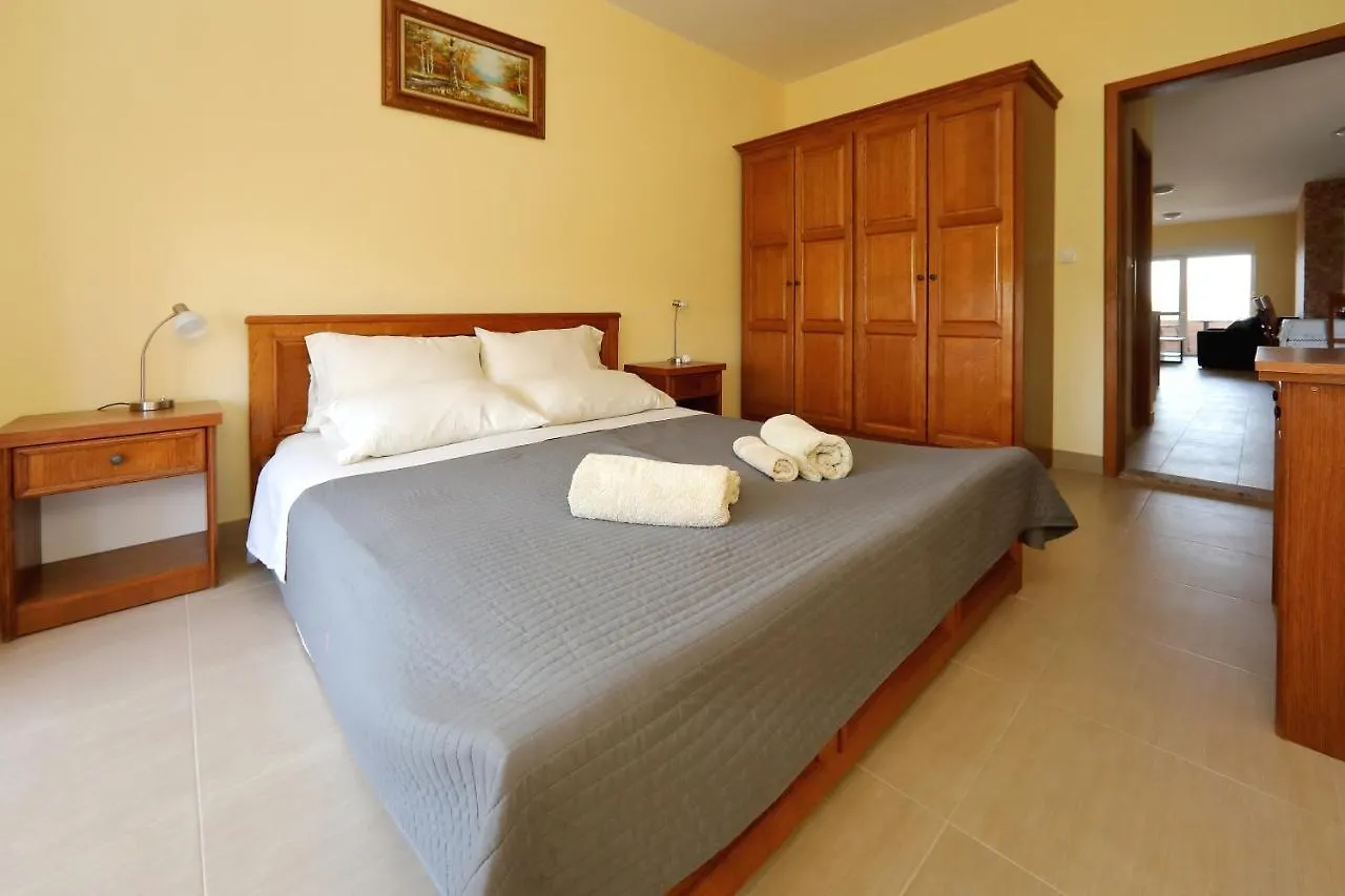 Apartment Villa Palma Sukosan